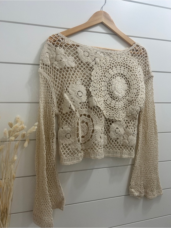 Zara Tops - *New* Zara Boho Crochet Floral Open-Knit Top